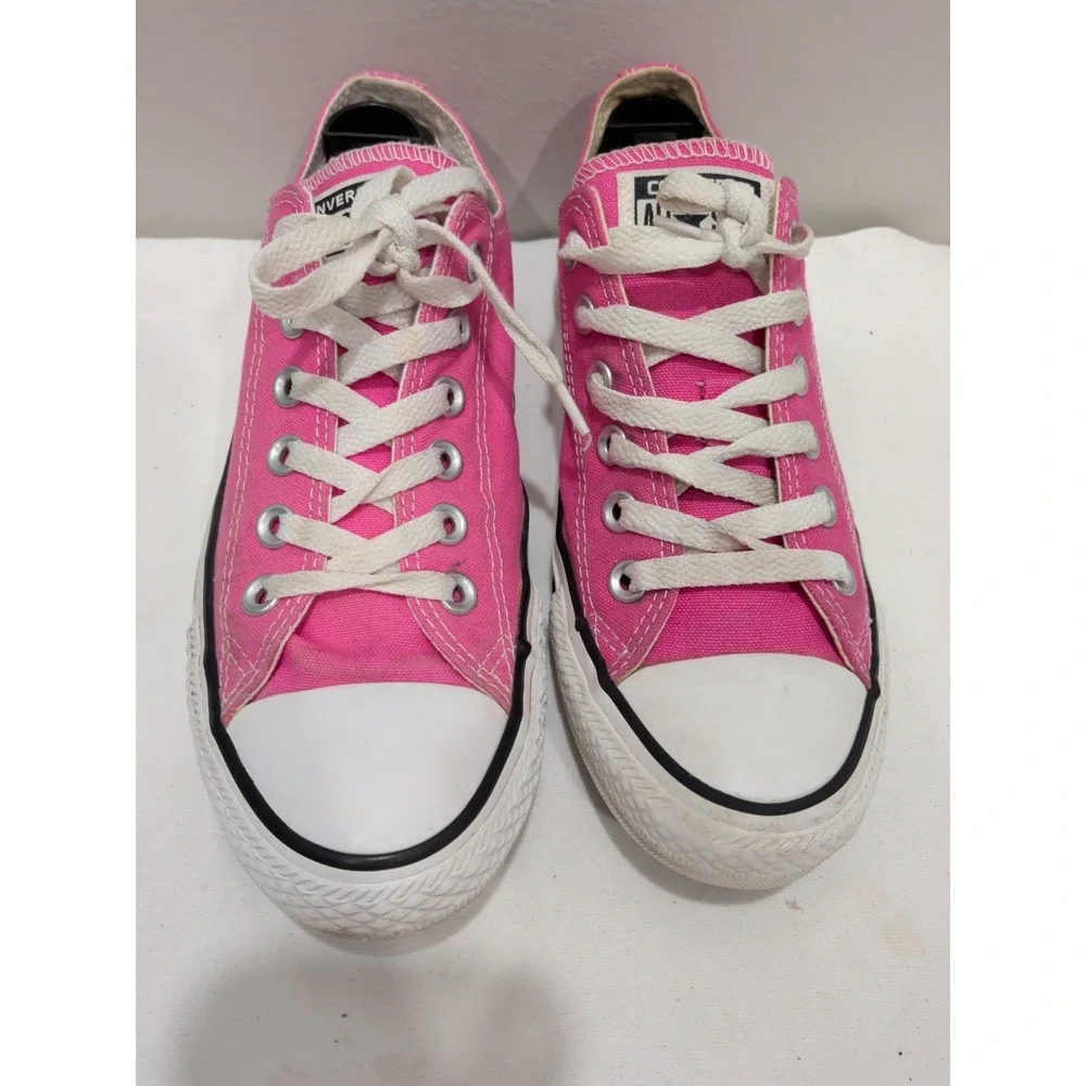 Converse Chuck Taylor All Star Shoes Womens 8 Low Top Pink Canvas Sneaker